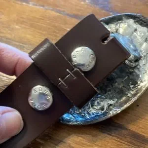 Mikal Winn | Accessories | Mikal Winn Waterfront Buckle On  display picture 1